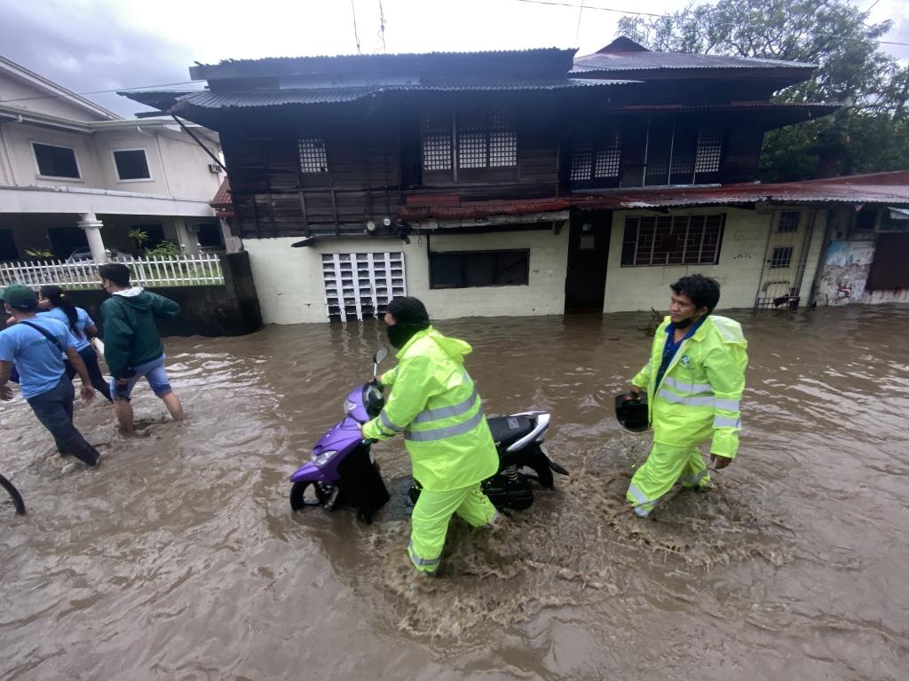 台风康森最新消息2021，实时更新，路径预测，防御指南