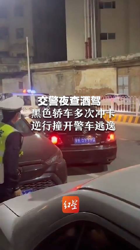 驾校教练因酷似听泉赏宝走红